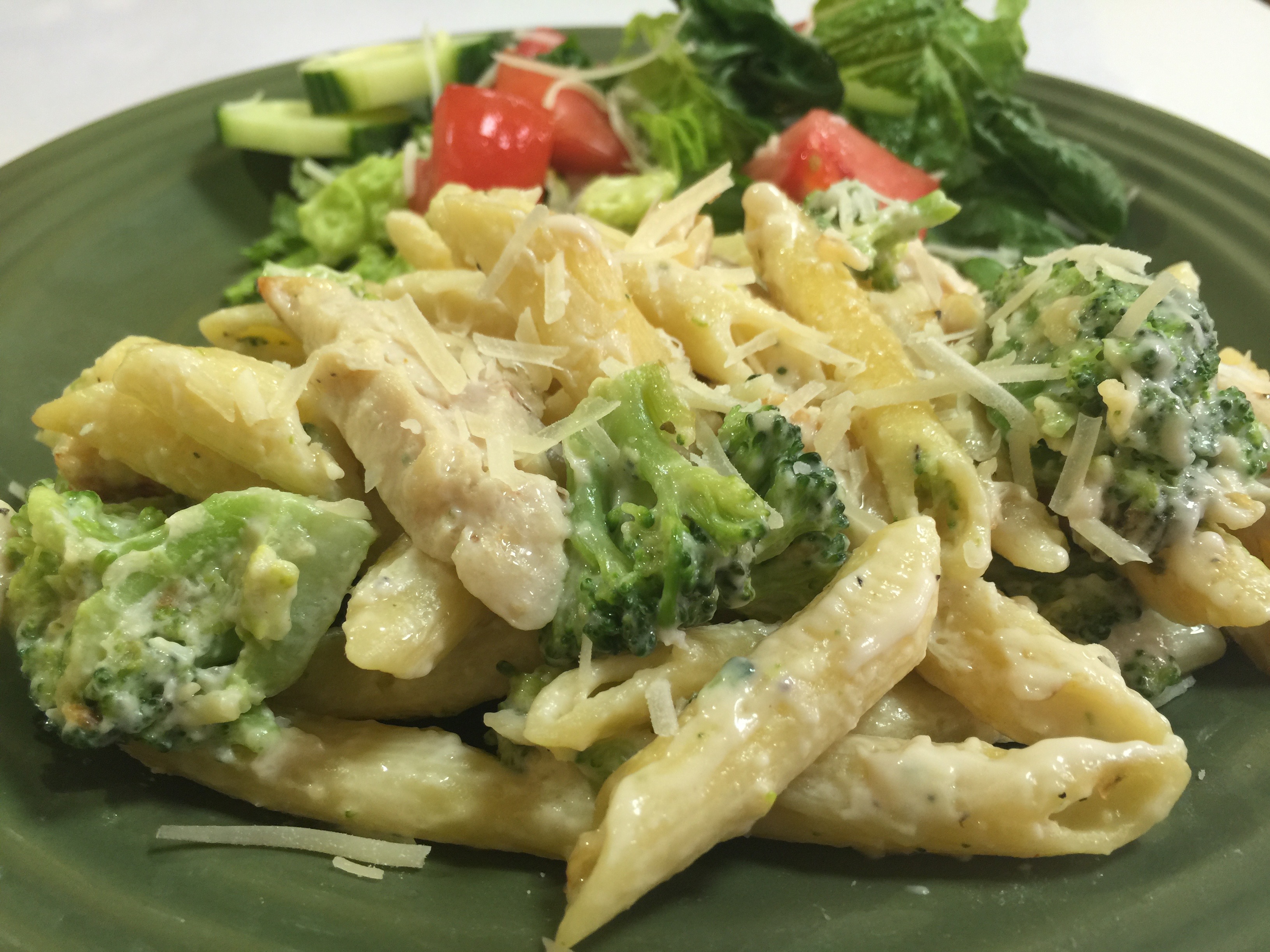 Broccoli Chicken Alfredo w/Penne Pasta – GoodEase Take & Bake